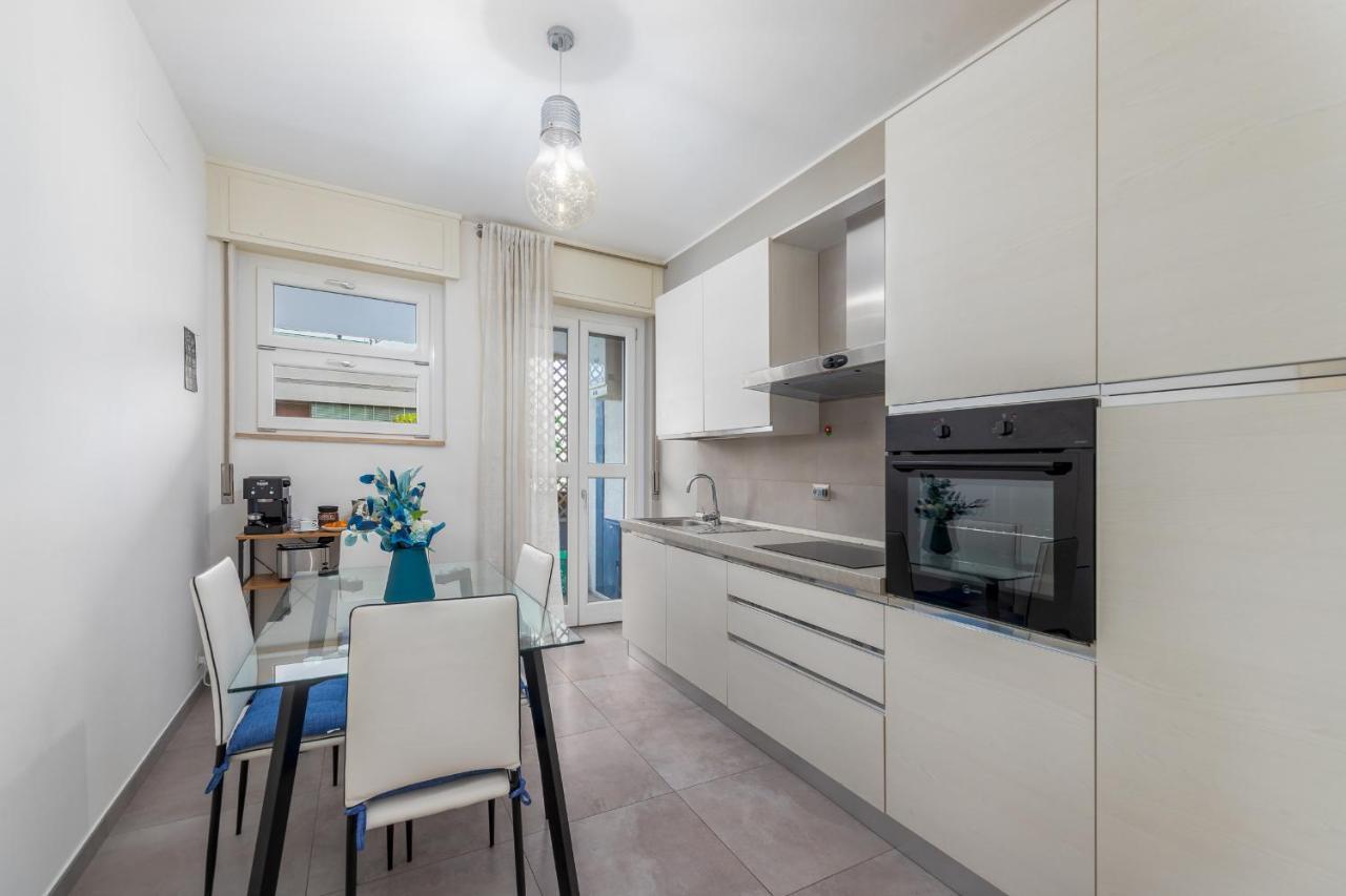 Niguarda-Zara Xxl Home,Two Balconies,Wifi,Family Mailand Exterior foto