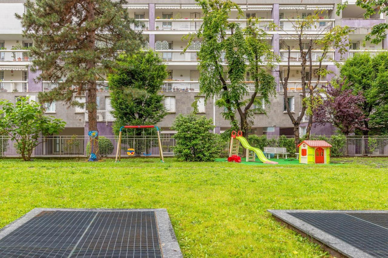 Niguarda-Zara Xxl Home,Two Balconies,Wifi,Family Mailand Exterior foto